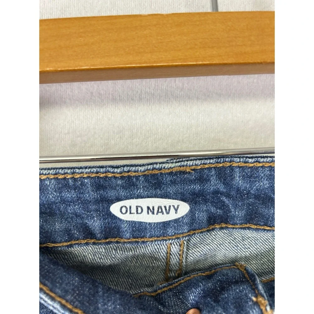 Old Navy Denim Shorts Women 14 Blue Distressed Cuffed Mid Rise Boyfriend Stretch